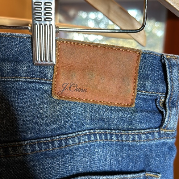 J. Crew Vintage Crop Jeans in Rhodes Medium Wash Frayed Distressed Size 31 - Picture 9 of 11